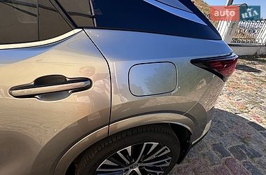 Внедорожник / Кроссовер Lexus RX 2025 в Киеве