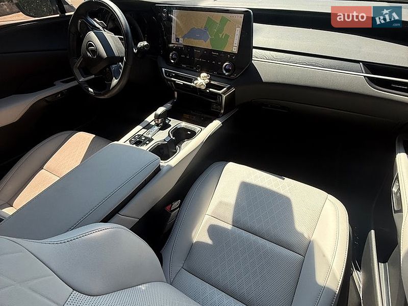 Позашляховик / Кросовер Lexus RX 2024 в Кропивницькому