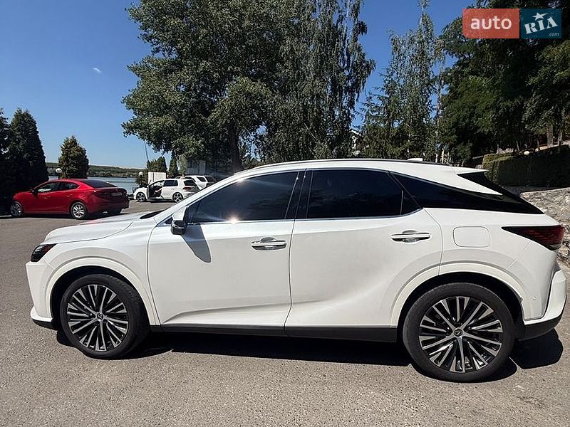 Позашляховик / Кросовер Lexus RX 2024 в Кропивницькому