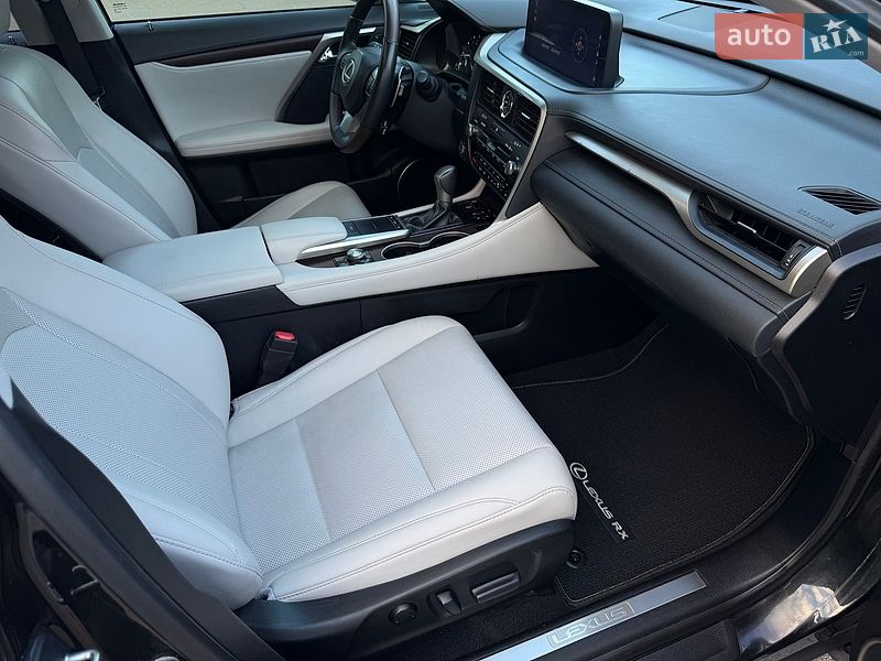 Позашляховик / Кросовер Lexus RX 2020 в Лубнах