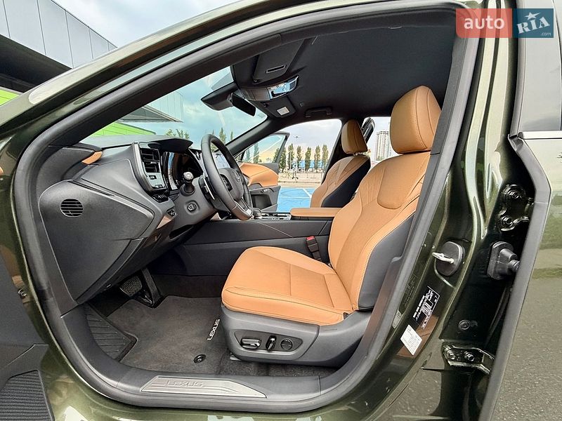 Позашляховик / Кросовер Lexus RX 2025 в Києві