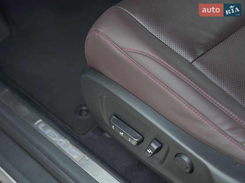 Позашляховик / Кросовер Lexus RX 2021 в Львові