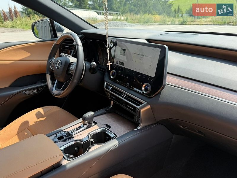 Внедорожник / Кроссовер Lexus RX 2024 в Тернополе