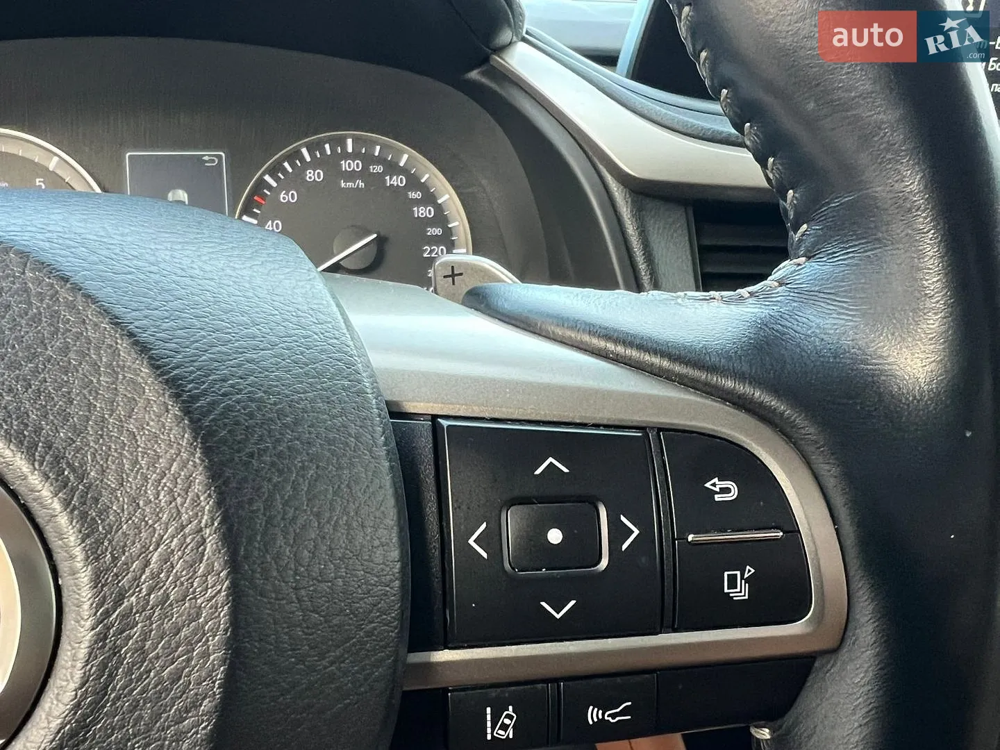 2019 Lexus RX - мініатюра 25