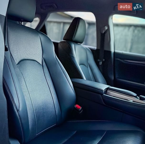 Позашляховик / Кросовер Lexus RX 2018 в Тернополі фото 50 Позашляховик / Кросовер Lexus RX 2018 в Тернополі
