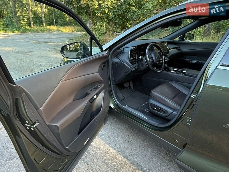 Позашляховик / Кросовер Lexus RX 2023 в Черкасах фото 16 Позашляховик / Кросовер Lexus RX 2023 в Черкасах