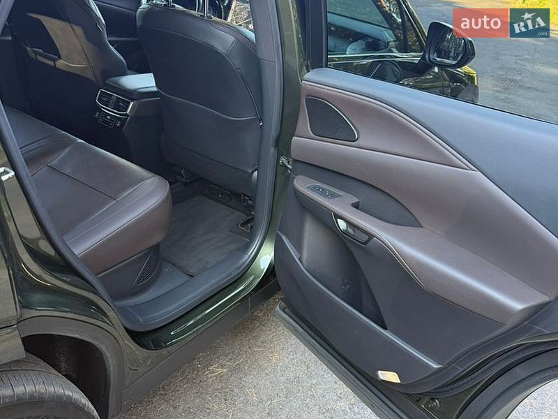 Позашляховик / Кросовер Lexus RX 2023 в Черкасах фото 25 Позашляховик / Кросовер Lexus RX 2023 в Черкасах