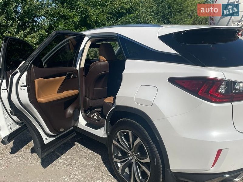 Позашляховик / Кросовер Lexus RX 2018 в Кривому Розі