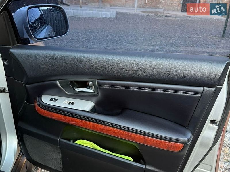 Внедорожник / Кроссовер Lexus RX 2004 в Киеве фото 5 Внедорожник / Кроссовер Lexus RX 2004 в Киеве
