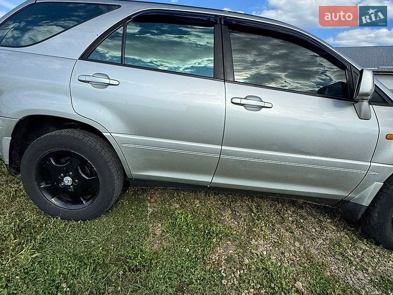 Позашляховик / Кросовер Lexus RX 2002 в Дрогобичі