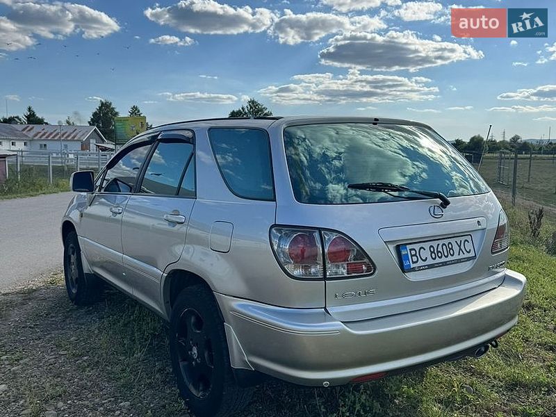Позашляховик / Кросовер Lexus RX 2002 в Дрогобичі