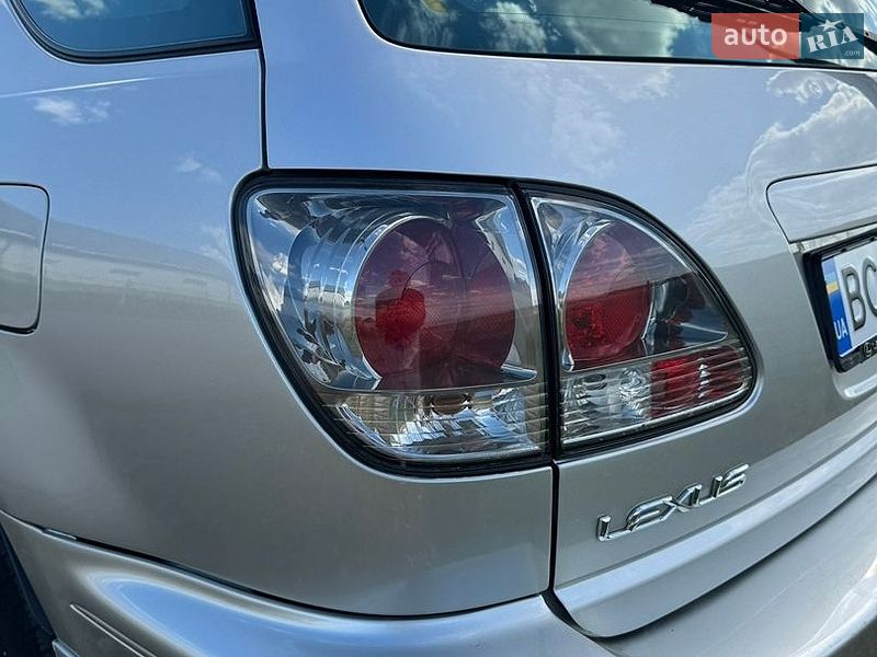 Позашляховик / Кросовер Lexus RX 2002 в Дрогобичі
