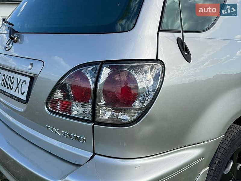 Позашляховик / Кросовер Lexus RX 2002 в Дрогобичі