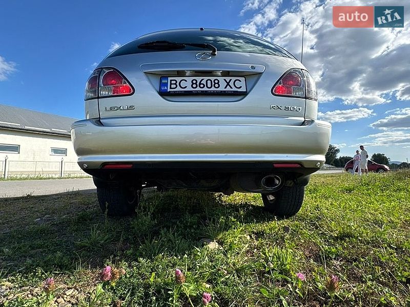 Позашляховик / Кросовер Lexus RX 2002 в Дрогобичі