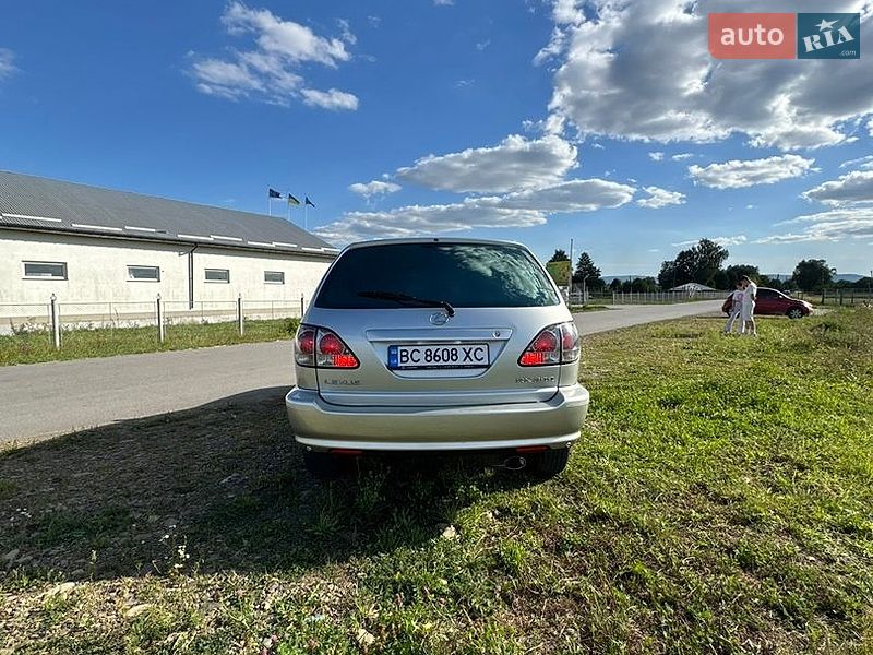 Позашляховик / Кросовер Lexus RX 2002 в Дрогобичі