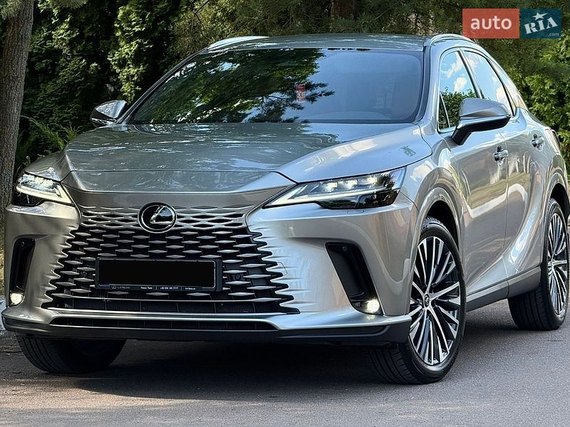 Lexus RX 2025