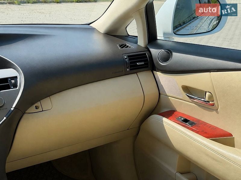 Внедорожник / Кроссовер Lexus RX 2011 в Львове