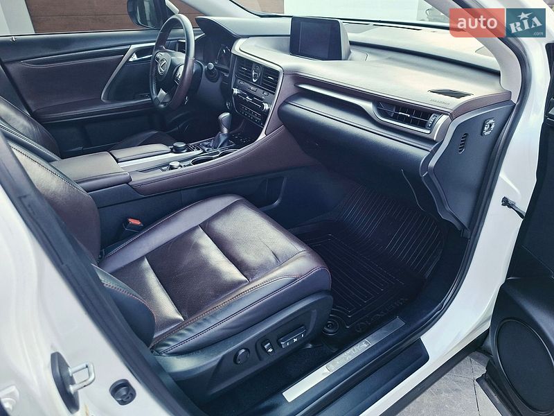 Позашляховик / Кросовер Lexus RX 2017 в Охтирці