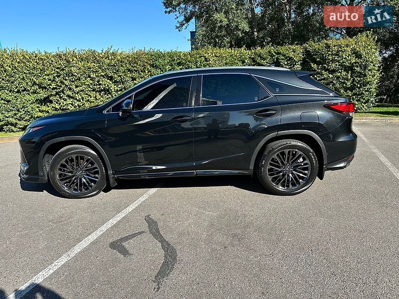 Lexus RX, фото из объявления