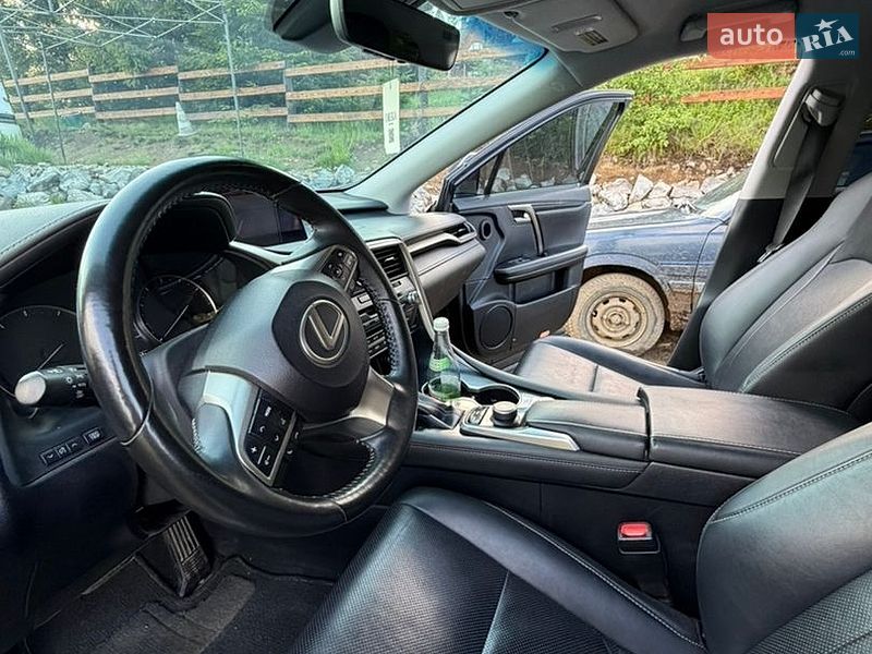 Позашляховик / Кросовер Lexus RX 2019 в Долині фото 22 Позашляховик / Кросовер Lexus RX 2019 в Долині