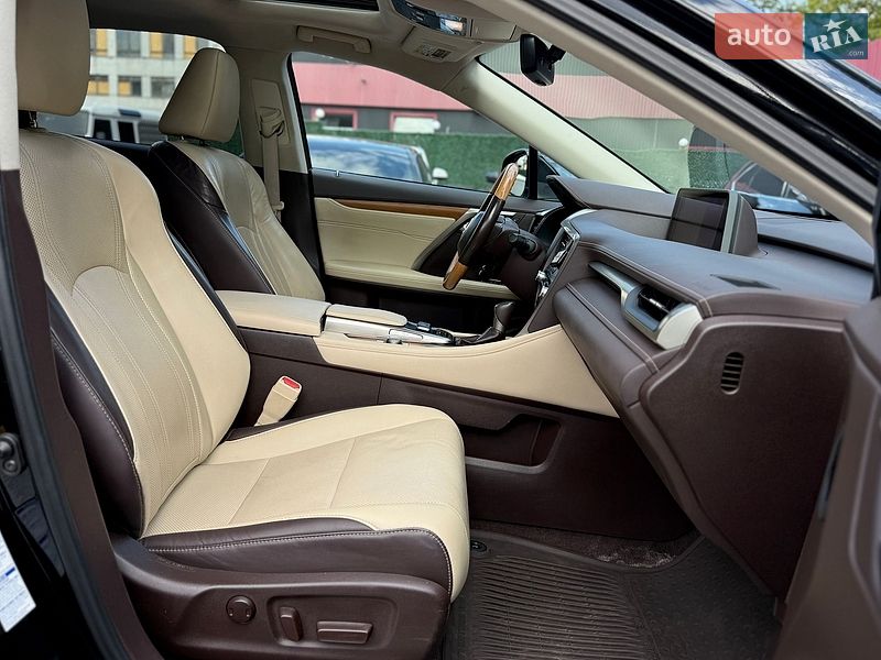 Внедорожник / Кроссовер Lexus RX 2017 в Киеве