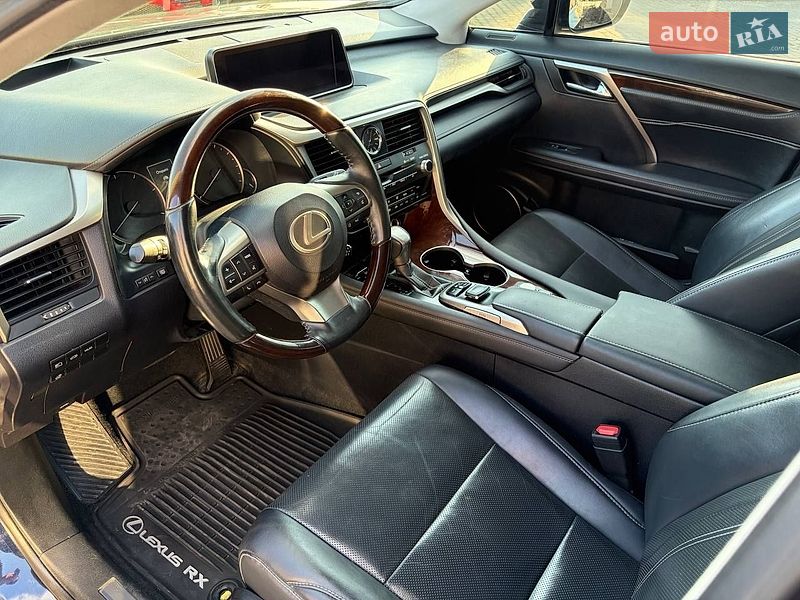 Позашляховик / Кросовер Lexus RX 2018 в Львові