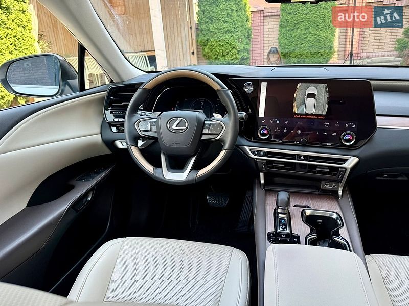 Позашляховик / Кросовер Lexus RX 2024 в Чернівцях