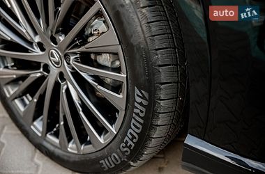 Позашляховик / Кросовер Lexus RX 2024 в Чернівцях