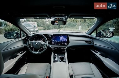 Позашляховик / Кросовер Lexus RX 2024 в Чернівцях