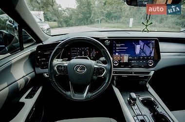 Позашляховик / Кросовер Lexus RX 2024 в Чернівцях