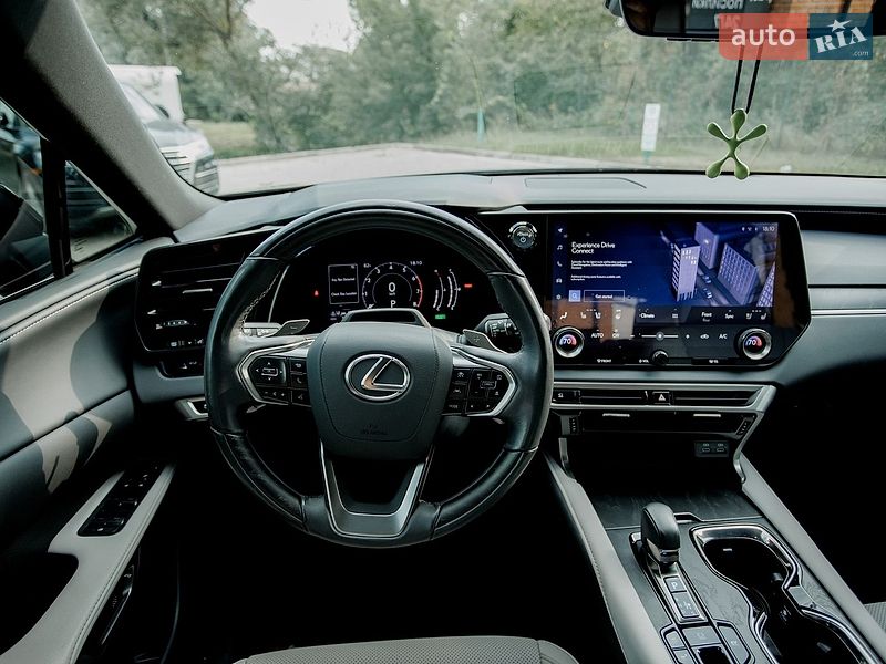 Позашляховик / Кросовер Lexus RX 2024 в Чернівцях