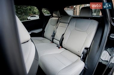Позашляховик / Кросовер Lexus RX 2024 в Чернівцях