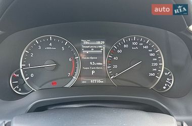 Позашляховик / Кросовер Lexus RX 2020 в Києві