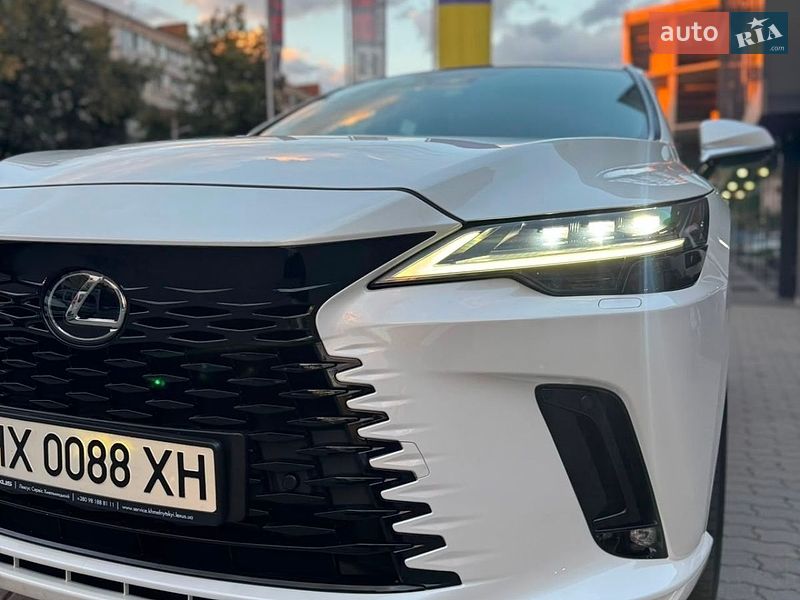 Позашляховик / Кросовер Lexus RX 2023 в Хмельницькому фото 3 Позашляховик / Кросовер Lexus RX 2023 в Хмельницькому