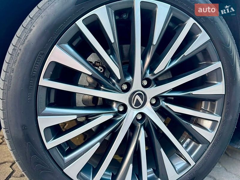 Позашляховик / Кросовер Lexus RX 2023 в Хмельницькому фото 10 Позашляховик / Кросовер Lexus RX 2023 в Хмельницькому