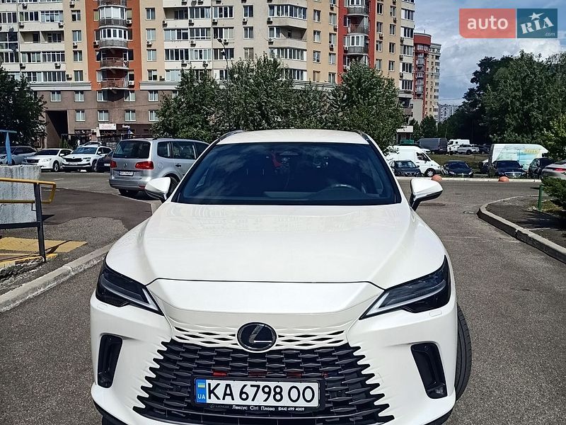 2024 Lexus RX, VIN JTJCHBJA002014071:plate — фото 1 (autoria)