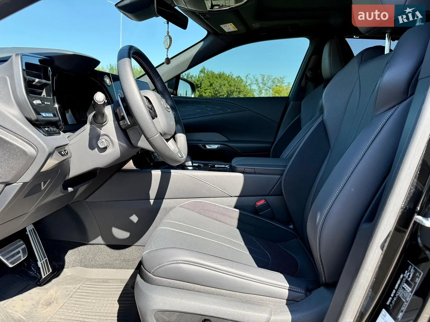 2025 Lexus RX - мініатюра 27