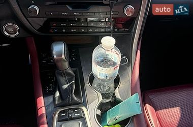 Позашляховик / Кросовер Lexus RX 2016 в Львові