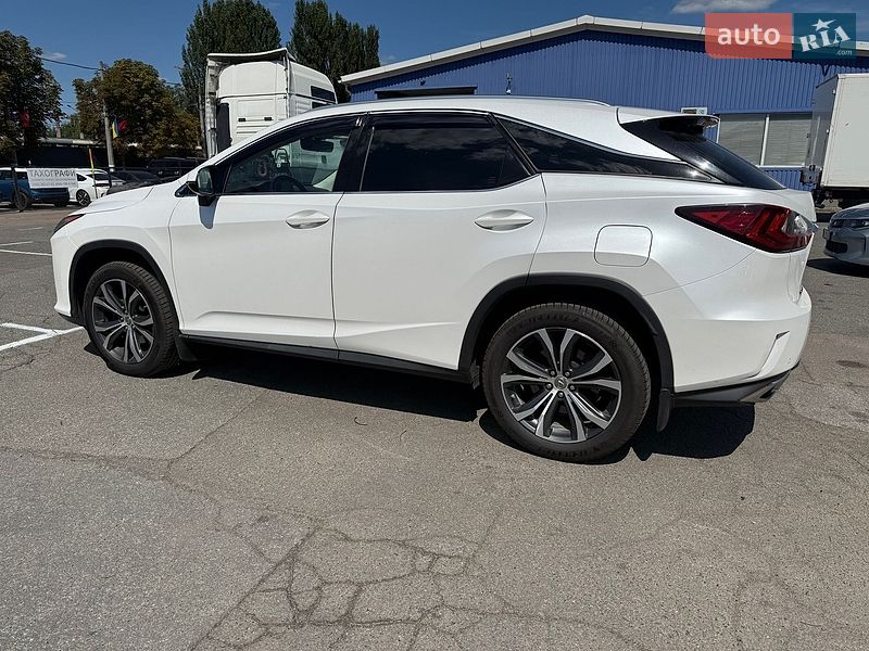 Внедорожник / Кроссовер Lexus RX 2016 в Киеве