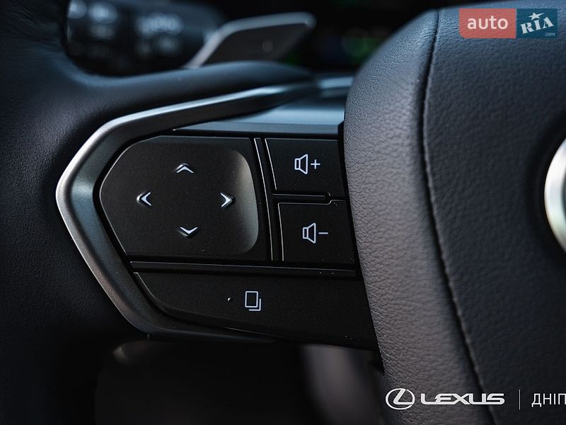 Внедорожник / Кроссовер Lexus RX 2025 в Днепре