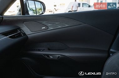Внедорожник / Кроссовер Lexus RX 2025 в Днепре