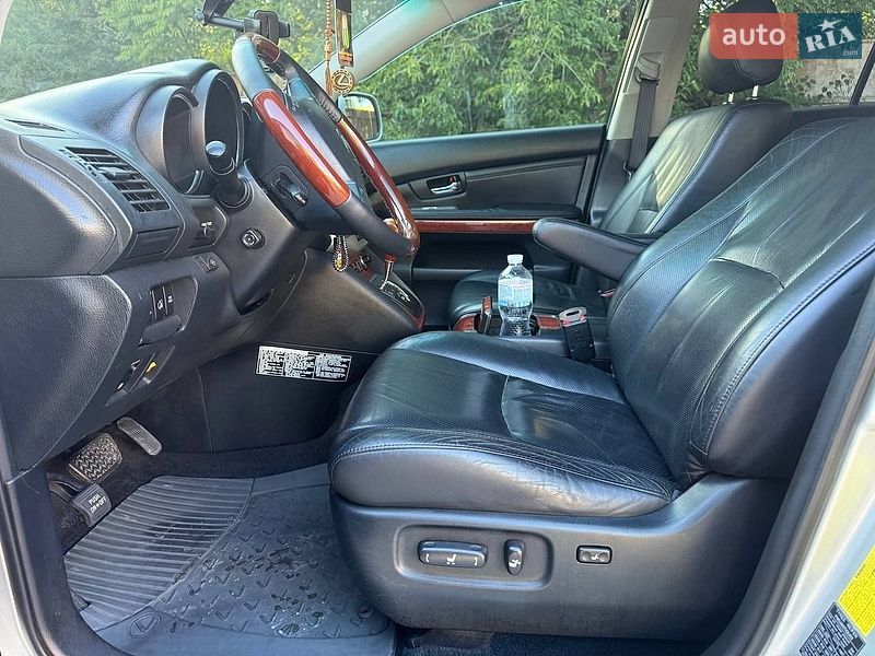 Позашляховик / Кросовер Lexus RX 2005 в Дніпрі