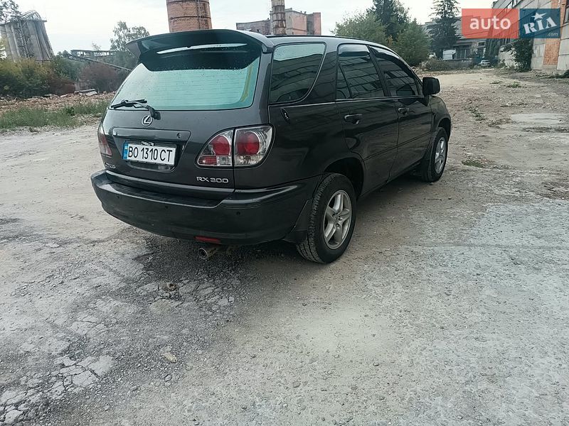 Внедорожник / Кроссовер Lexus RX 2002 в Тернополе