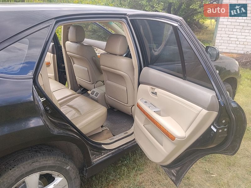 Позашляховик / Кросовер Lexus RX 2006 в Краснограді