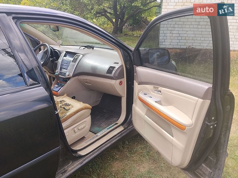 Позашляховик / Кросовер Lexus RX 2006 в Краснограді