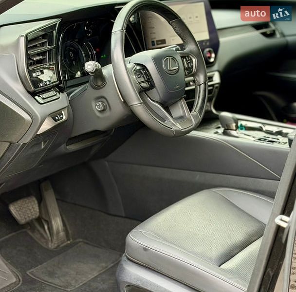 Позашляховик / Кросовер Lexus RX 2024 в Києві