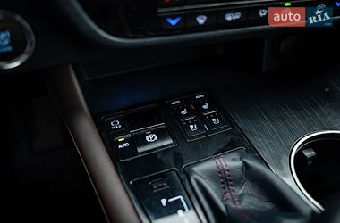 Внедорожник / Кроссовер Lexus RX 2017 в Киеве