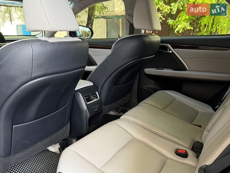 Позашляховик / Кросовер Lexus RX 2016 в Дніпрі