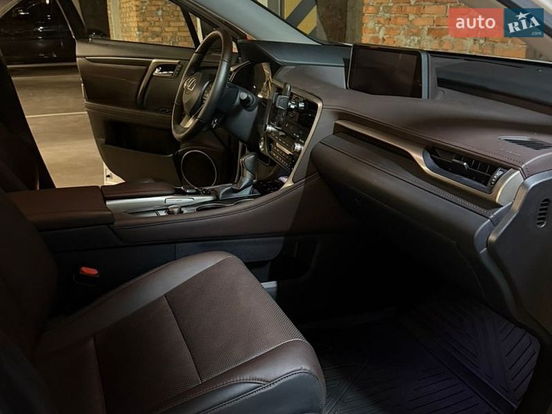 Позашляховик / Кросовер Lexus RX 2016 в Києві