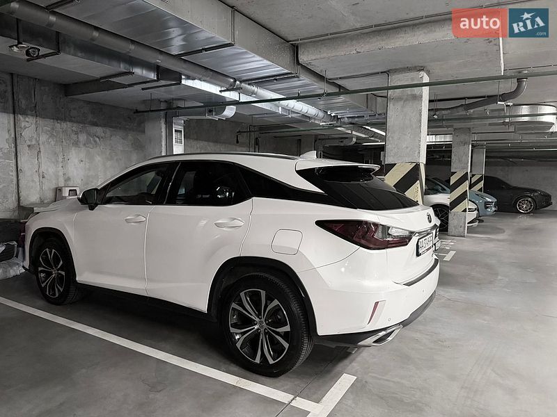 Позашляховик / Кросовер Lexus RX 2016 в Києві